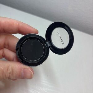 MAC Eyeshadow 1.5g Carbon Matte